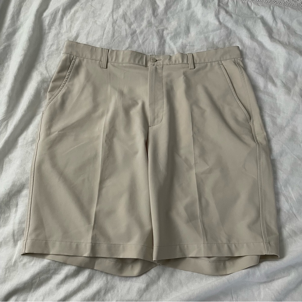 Footjoy Sz 38 HydroShorts 10" Inseam Cream Lightweight Golf Shorts Ivory